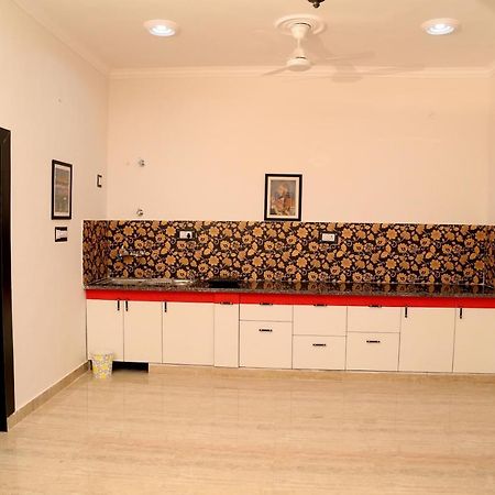Tuk Tuk Homestay Agra  Exterior photo