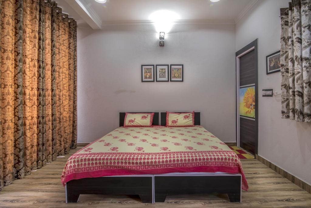 Tuk Tuk Homestay Agra  Exterior photo