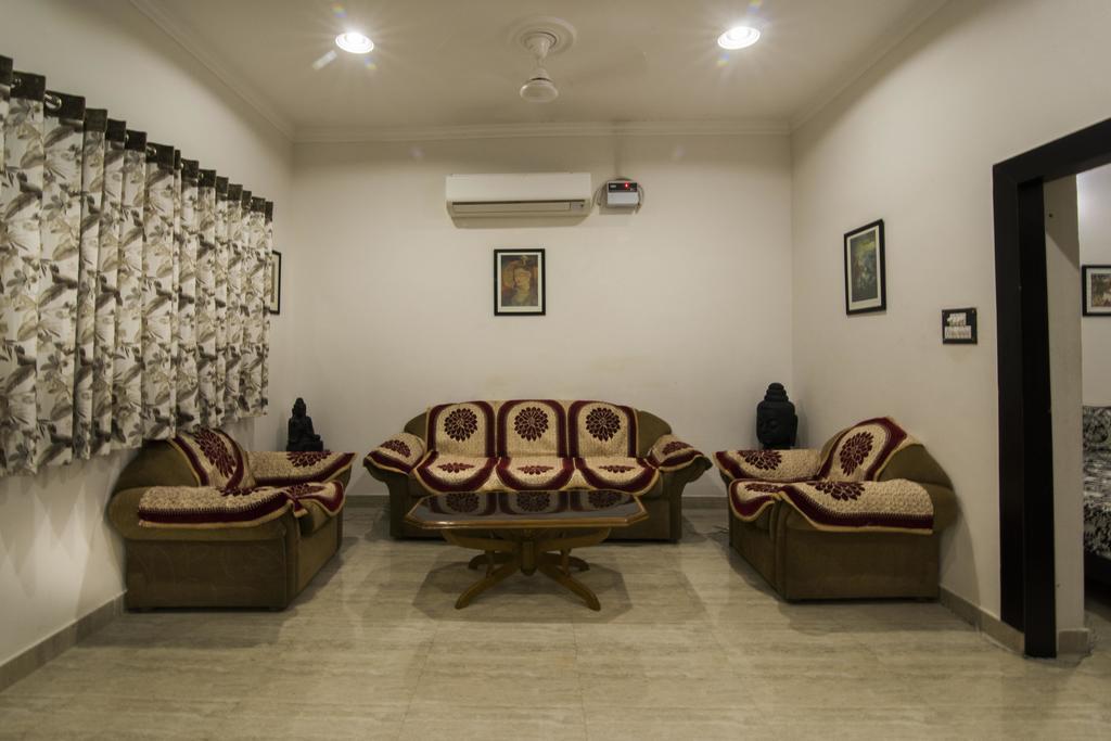 Tuk Tuk Homestay Agra  Exterior photo