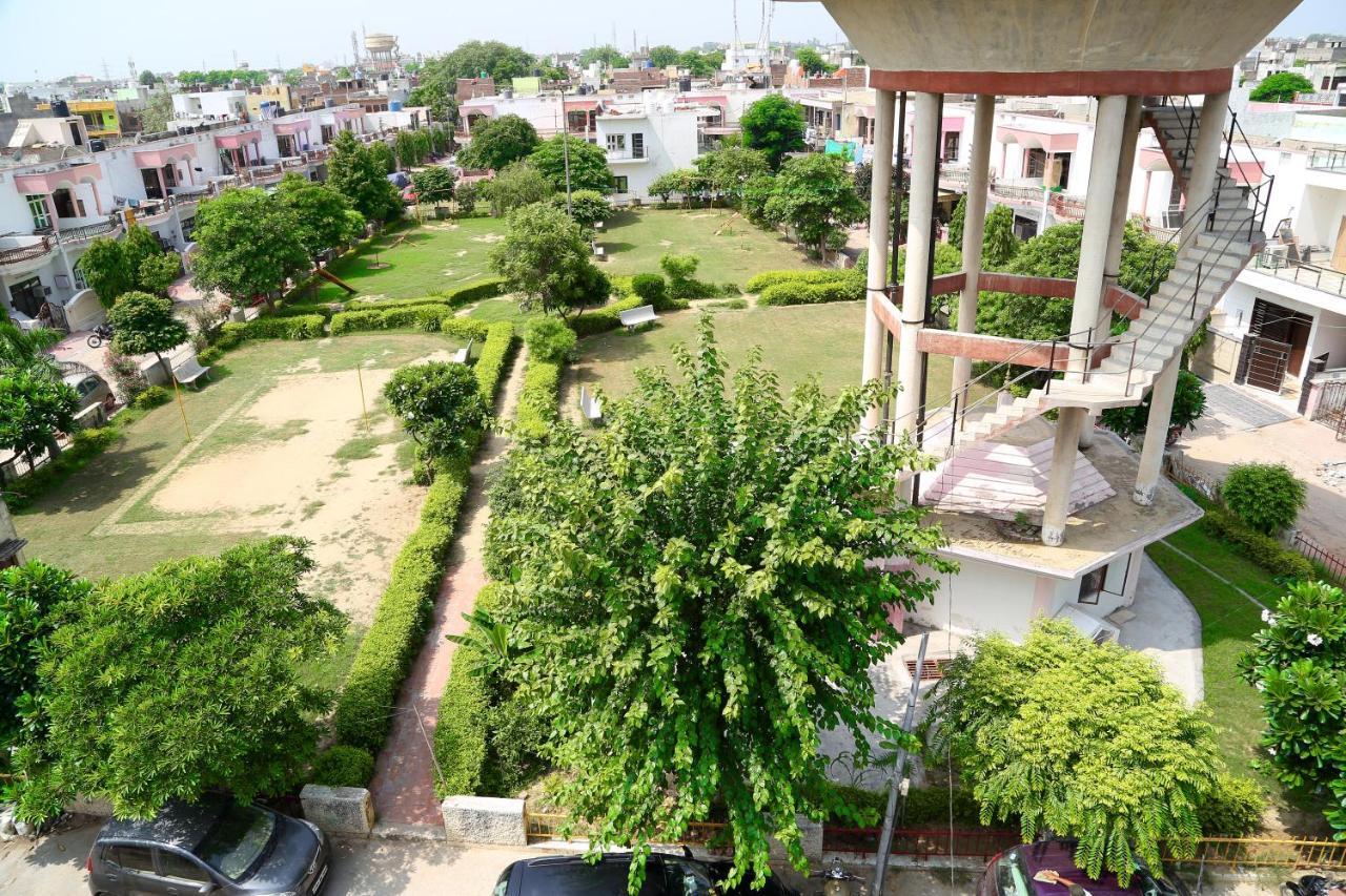 Tuk Tuk Homestay Agra  Exterior photo